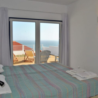 quarto-duas-camas-atalaia